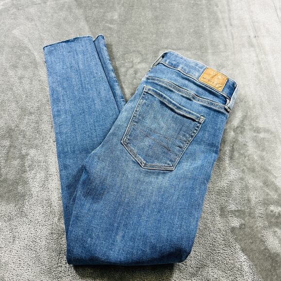 American Eagle Jegging Jeans Womens Sz.4 Short Blue Stretch‎ Mid-Rise Raw Hem - Picture 9 of 13